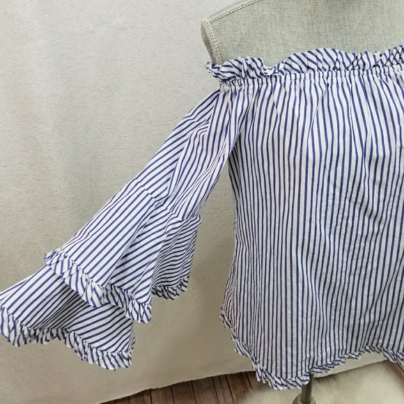 ECI Off Shoulder Bell Sleeve Striped Blouse NWOT - Picture 4 of 8